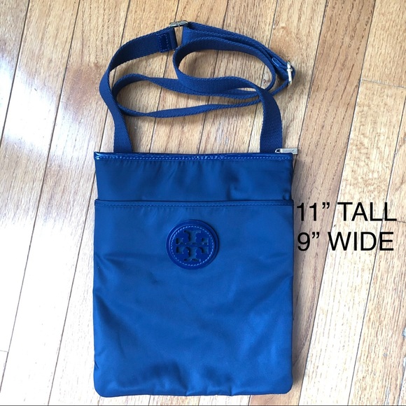 Tory Burch Handbags - Navy Tory Burch Ella Nylon Swingpack Crossbody Bag